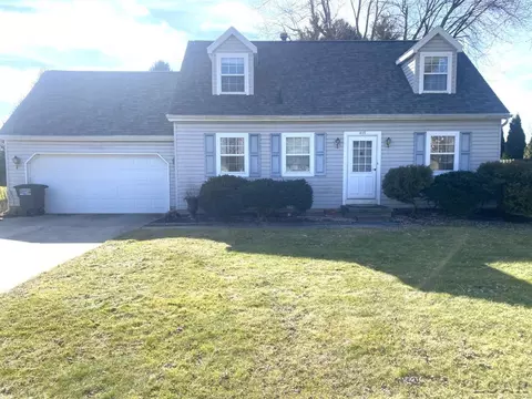 405 East, Blissfield, MI 49228