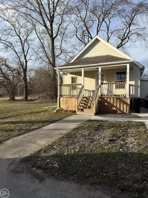 2915 Moak, Port Huron, MI 48060