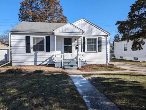 3016 Cooper, Port Huron, MI 48060