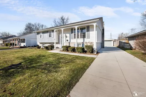 Exterior - 415 Toll, Monroe, MI 48162 photo 2 of 5