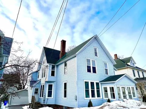 803 N Front, Marquette, MI 49855