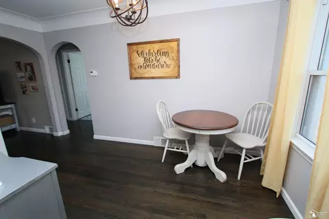 Dining - 2085 Vivian, Monroe, MI 48162 photo 2 of 2