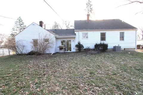 Exterior - 2085 Vivian, Monroe, MI 48162 photo 9 of 9