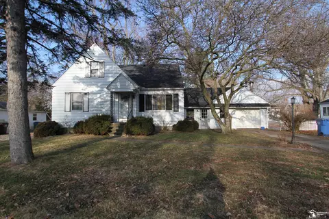2085 Vivian, Monroe, MI 48162