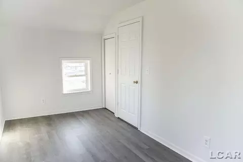 Bedroom - 637 Oak, Adrian, MI 49221 photo 1 of 2