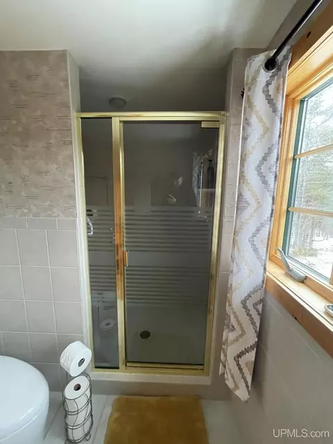 Bath - 6996 M26, Eagle Harbor, MI 49950 photo 3 of 8