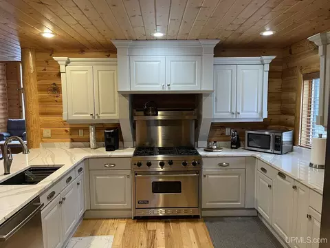 Kitchen - 6996 M26, Eagle Harbor, MI 49950 photo 1 of 2