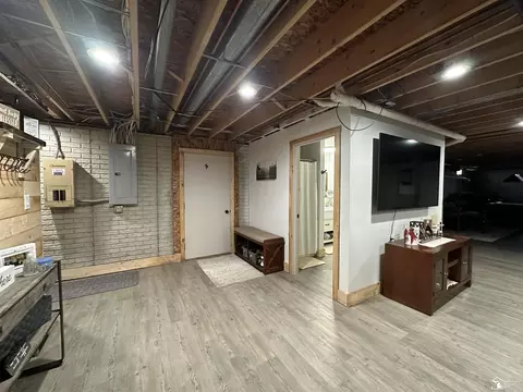 Exterior - 5050 S Custer, Monroe, MI 48161 photo 10 of 12