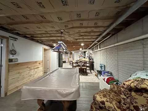 Dining - 5050 S Custer, Monroe, MI 48161 photo 4 of 4