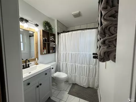 Bath - 5050 S Custer, Monroe, MI 48161 photo 4 of 8