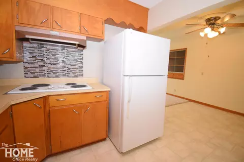Kitchen - 498 Velma, Owosso, MI 48867 photo 2 of 2