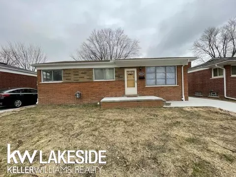 20501 Walton, Saint Clair Shores, MI 48081