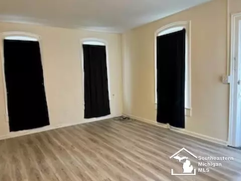 228 Adams, Monroe, MI 48161 photo 11