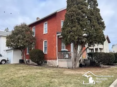 228 Adams, Monroe, MI 48161 photo 3