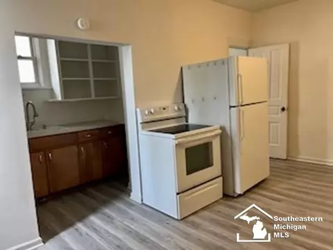 228 Adams, Monroe, MI 48161 photo 6