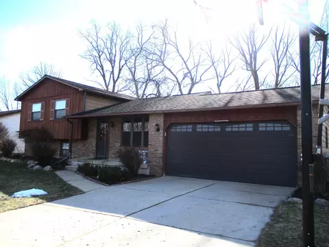 6021 W W Ct, Flint, MI 48532