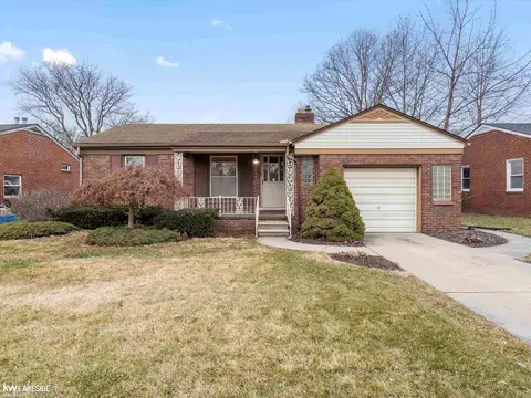28321 Ursuline, Saint Clair Shores, MI 48081