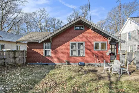 237 Bond, Niles, MI 49120 photo 2