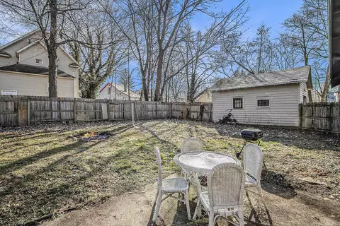 237 Bond, Niles, MI 49120 photo 25