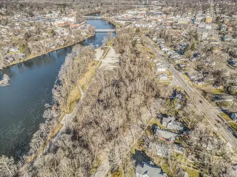 237 Bond, Niles, MI 49120 photo 26