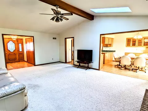 Living - 16568 Stephen, Macomb, MI 48042 photo 3 of 4