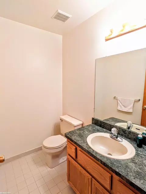 Bath - 16568 Stephen, Macomb, MI 48042 photo 1 of 6