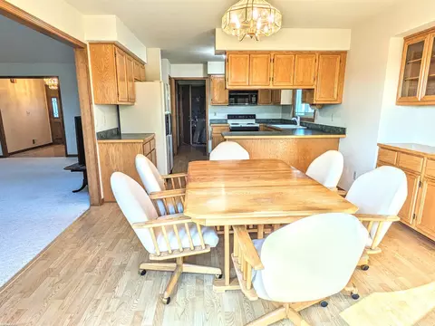 Dining - 16568 Stephen, Macomb, MI 48042 photo 2 of 2