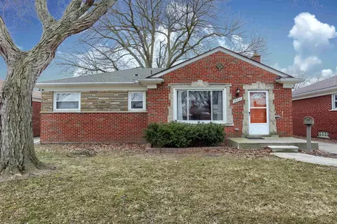24665 Ridgecroft, Eastpointe, MI 48021