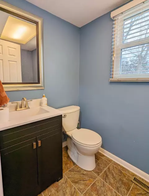 Bath - 2111 Hermitage, Davison, MI 48423 photo 1 of 5