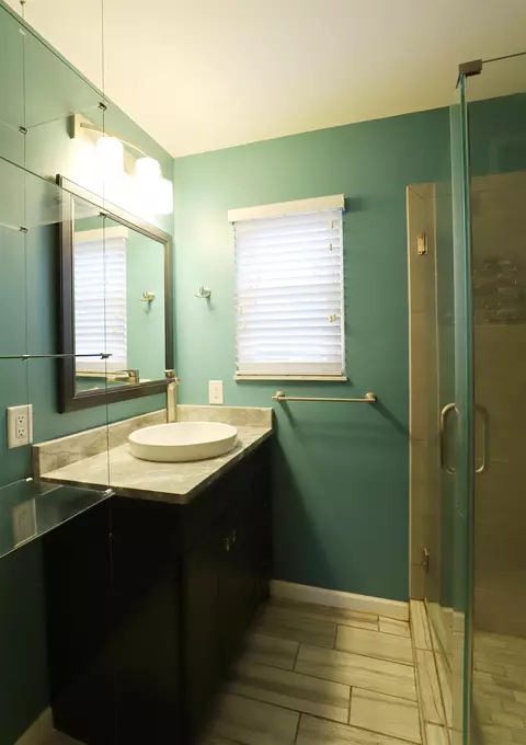 Bath - 2111 Hermitage, Davison, MI 48423 photo 3 of 5