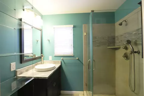 Bath - 2111 Hermitage, Davison, MI 48423 photo 2 of 5