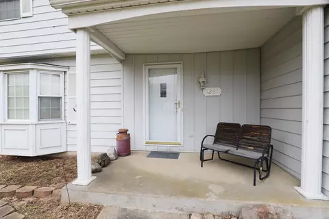 1261 N Morrish, Flint, MI 48532 photo 2