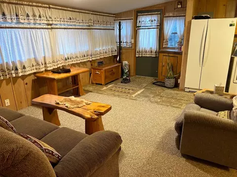 Living - 4887 Crestknoll, Harrison, MI 48625 photo 4 of 4