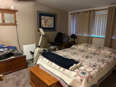 Bedroom - 4887 Crestknoll, Harrison, MI 48625 photo 2 of 2