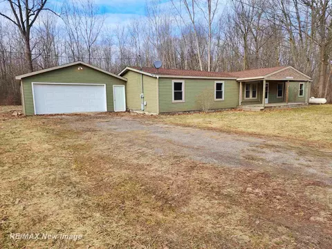 12712 Hawkins, Burt, MI 48417