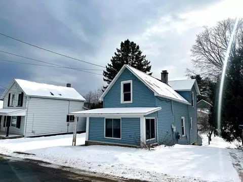 235 Craig, Marquette, MI 49855