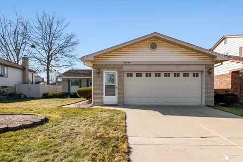 Exterior - 20644 Foxboro, Riverview, MI 48193 photo 4 of 16
