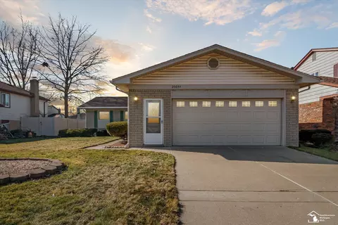 20644 Foxboro, Riverview, MI 48193