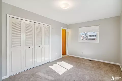 Bedroom - 20644 Foxboro, Riverview, MI 48193 photo 1 of 8