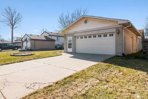 Exterior - 20644 Foxboro, Riverview, MI 48193 photo 5 of 16