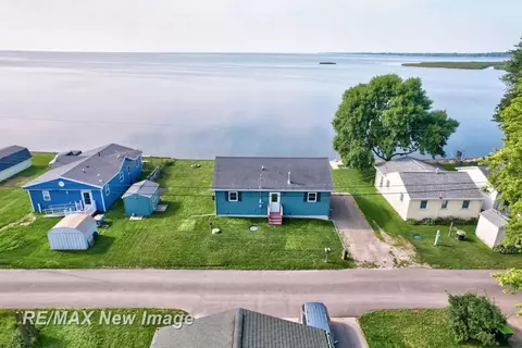 2189 W Wenonah, Standish, MI 48658