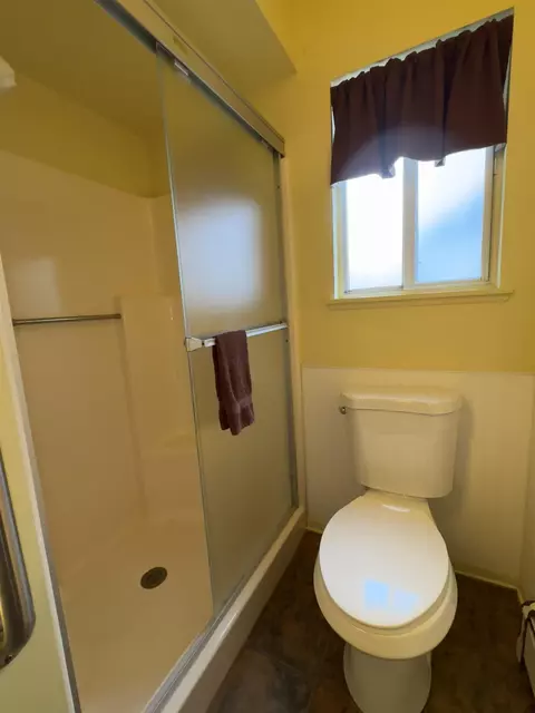 Bath - 1508 Saint Clair Blvd, Algonac, MI 48001 photo 5 of 5