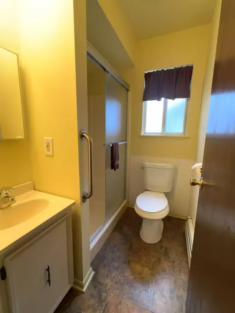 Bath - 1508 Saint Clair Blvd, Algonac, MI 48001 photo 3 of 5