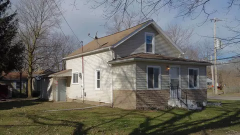 125 N Main, Chesaning, MI 48616