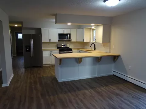 Kitchen - 5635 Sutton, Britton, MI 49229 photo 5 of 5