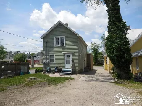 Exterior - 440 N Monroe, Monroe, MI 48162 photo 1 of 3