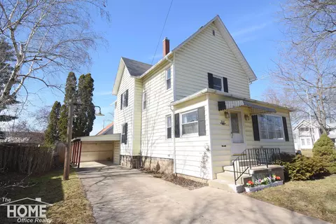 Exterior - 717 Pine, Owosso, MI 48867 photo 2 of 5