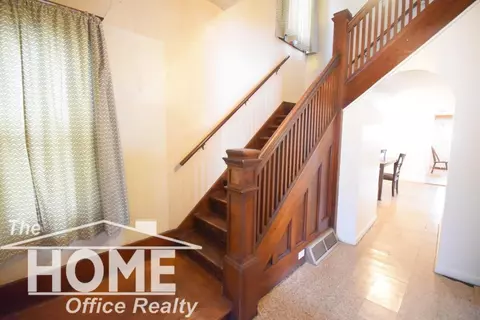Entry Way - 717 Pine, Owosso, MI 48867 photo 2 of 4