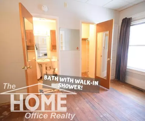 Dining - 717 Pine, Owosso, MI 48867 photo 4 of 5
