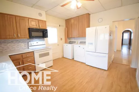 Kitchen - 717 Pine, Owosso, MI 48867 photo 2 of 3